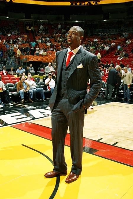 陈威vs柔佛新山半场数据：贡献5次扑救，评分暂为全场最高（陈威半场战柔佛新山：完成5次扑救，评分暂列全场第一）