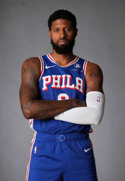 近千名乒乓球小将角逐2025年四川省青少年体育系列赛（近千名乒坛新秀逐鹿2025年四川省青少年体育系列赛）